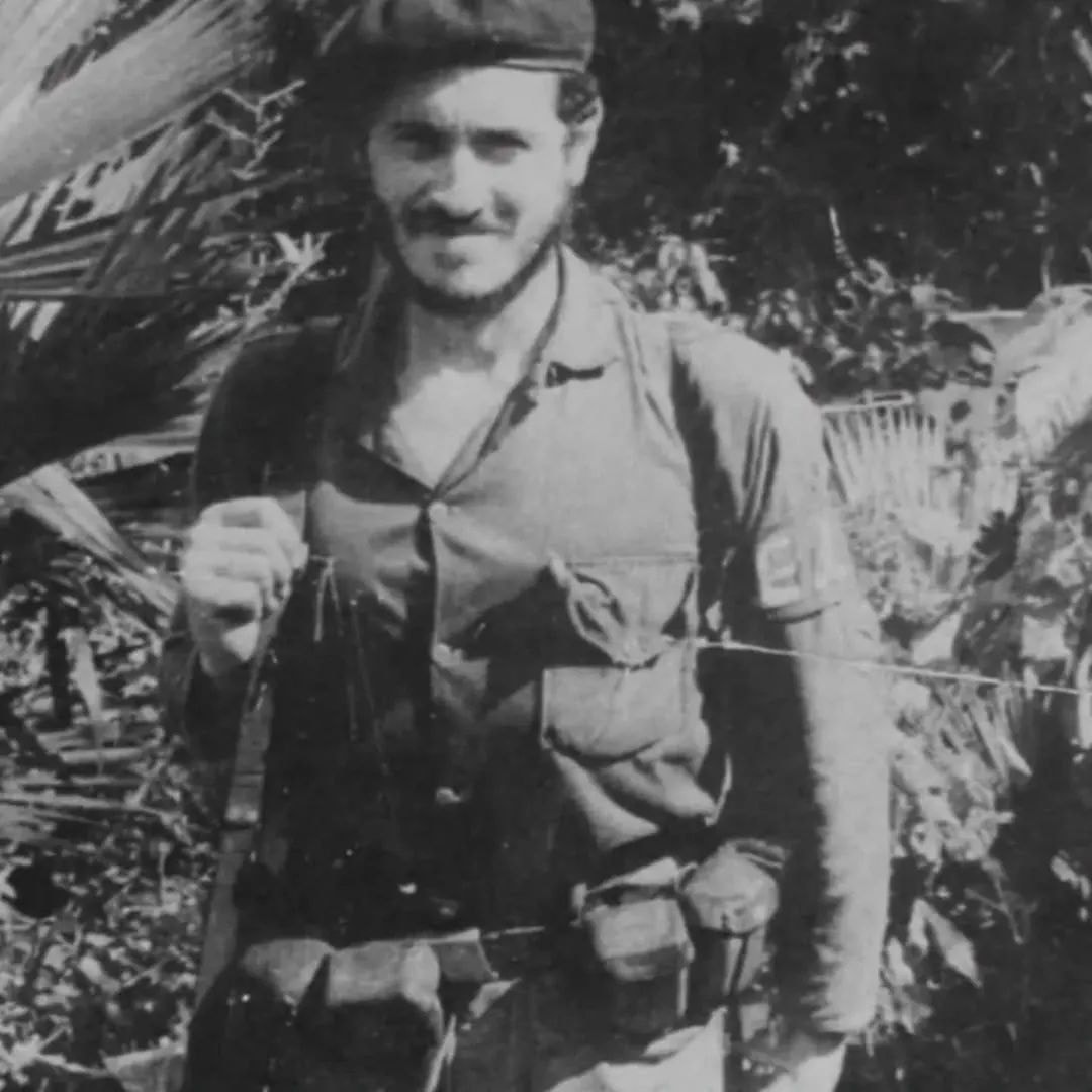 VIVA CAMILO TORRES! - Liga Comunista Brasileira